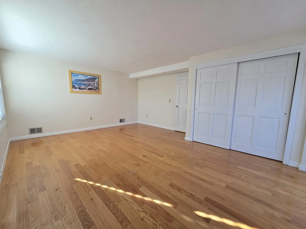2 bed, 2 bath apartment for rent at 138 Quincy Shore Dr Unit 173, Quincy — photo 12 of 20