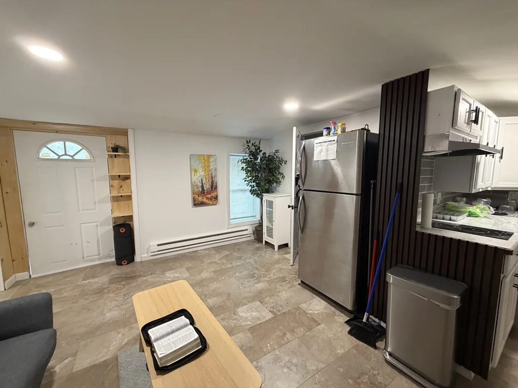 2 bed, 1 bath apartment for rent at 138 Randolph St Unit 1, South Weymouth — photo 5 of 11