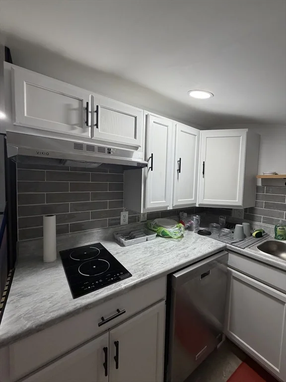 2 bed, 1 bath apartment for rent at 138 Randolph St Unit 1, South Weymouth — photo 2 of 11