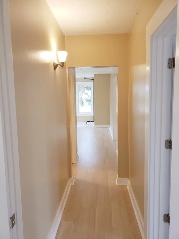3 bed, 1 bath apartment for rent at 138 Summer Unit 1, North Brookfield — photo 6 of 9