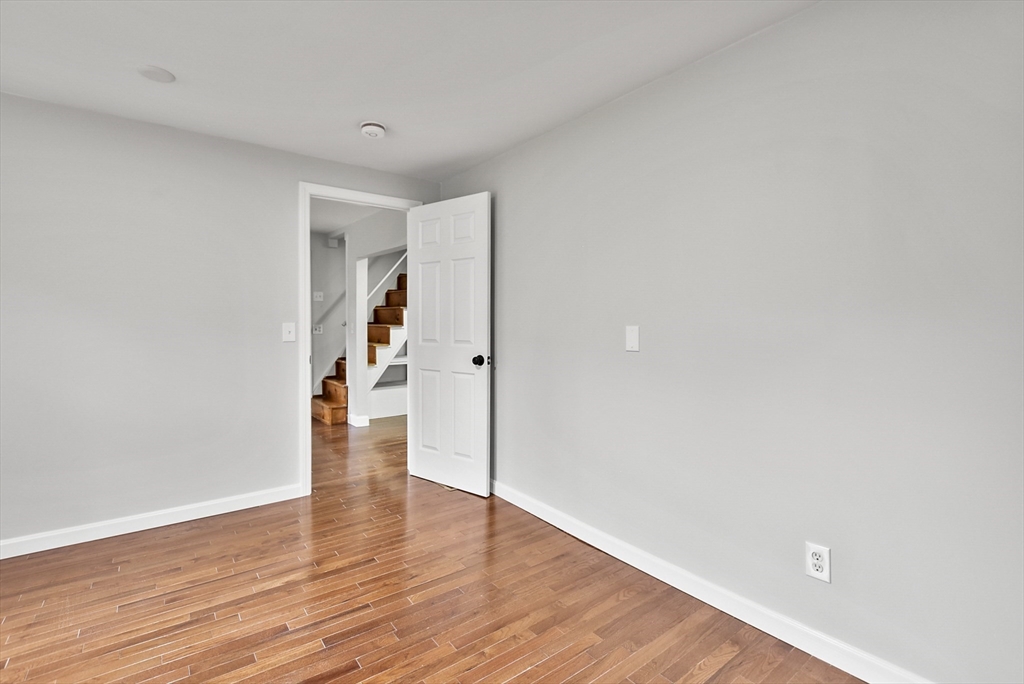 3 bed, 1 bath apartment for rent at 138 Walker Rd, Shirley — photo 28 of 41