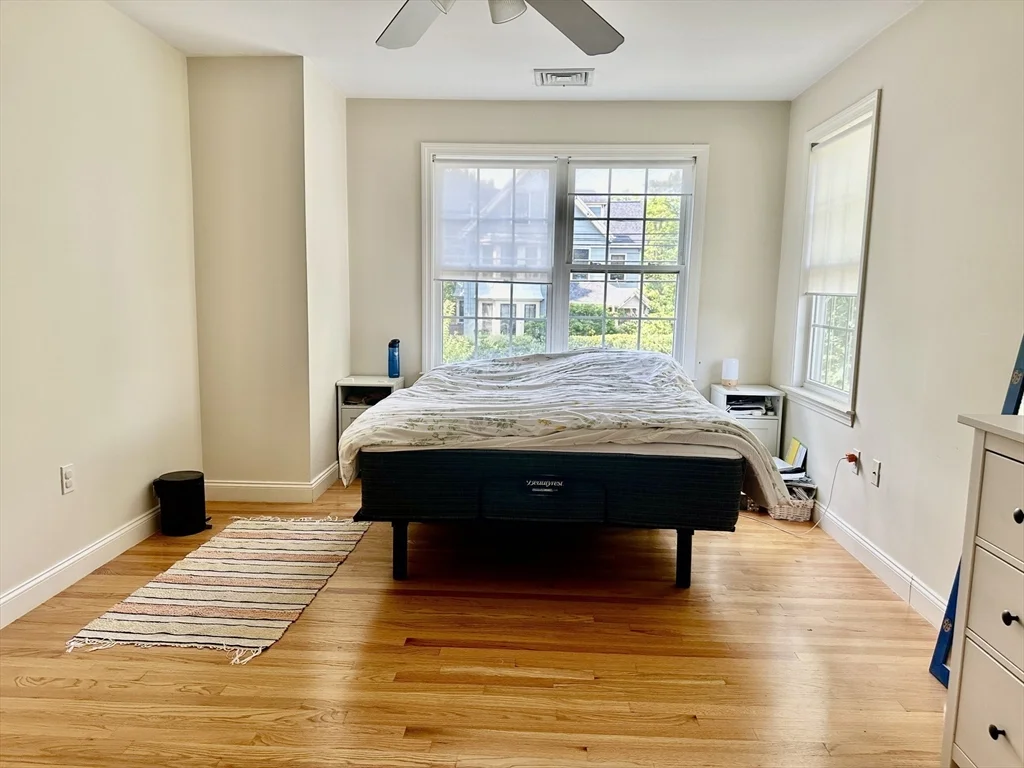 3 bed, 2 bath apartment for rent at 138 Webster St Unit 1, Newton — photo 9 of 9