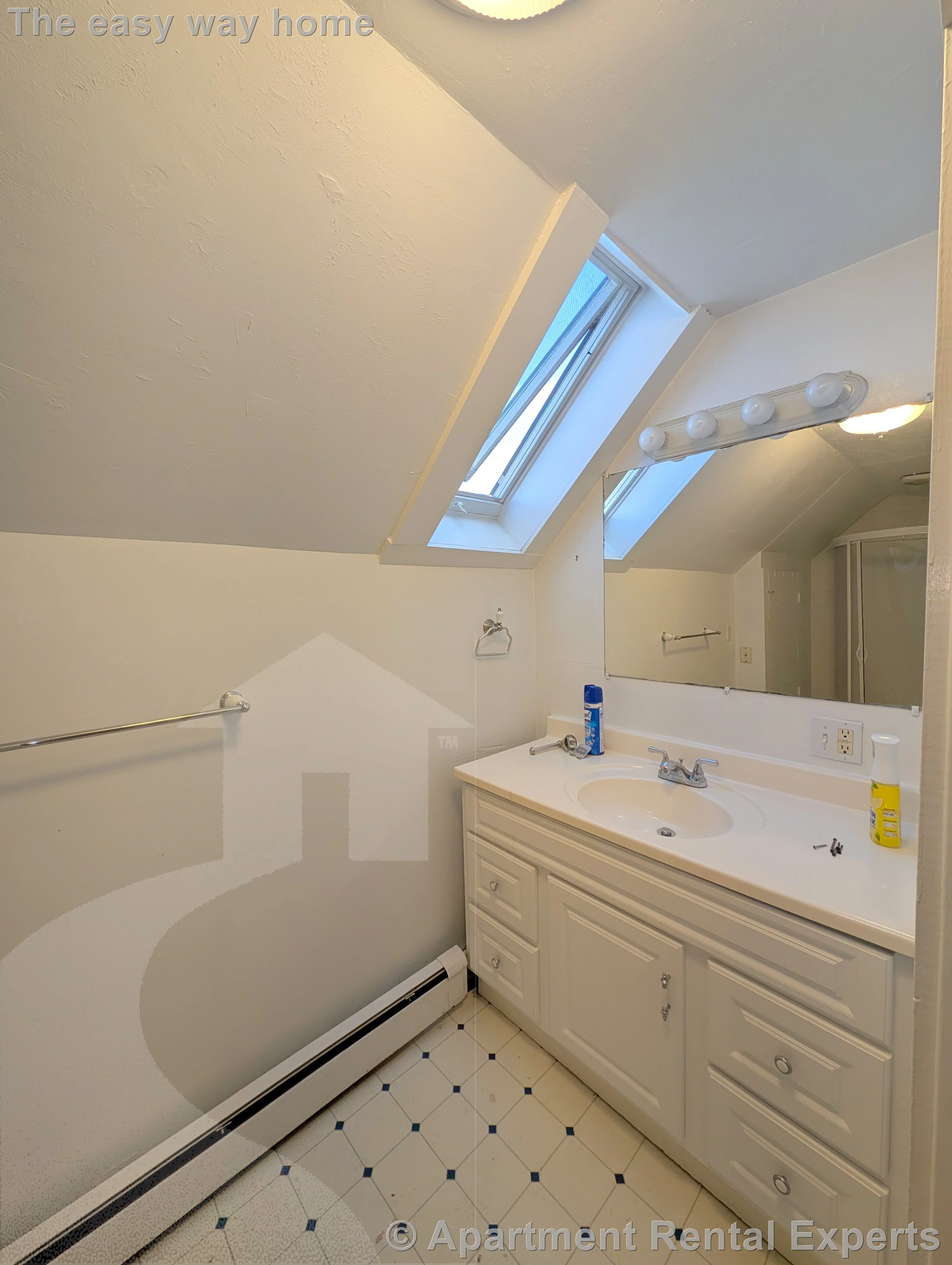 4 bed, 2 bath apartment for rent at 138 West Adams St, Tufts — photo 20 of 23