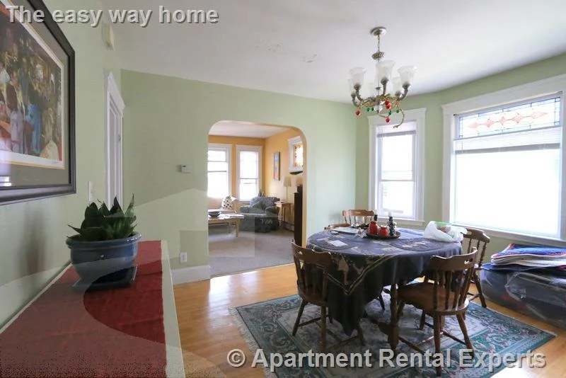 4 bed, 2 bath apartment for rent at 138 West Adams St, Tufts — photo 8 of 20