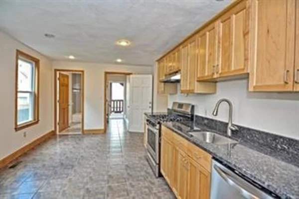 2 bed, 2 bath apartment for rent at 138 Winthrop Unit 1, Tufts University — photo 7 of 10