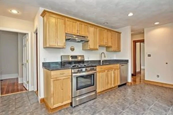 2 bed, 2 bath apartment for rent at 138 Winthrop Unit 1, Tufts University — photo 6 of 10