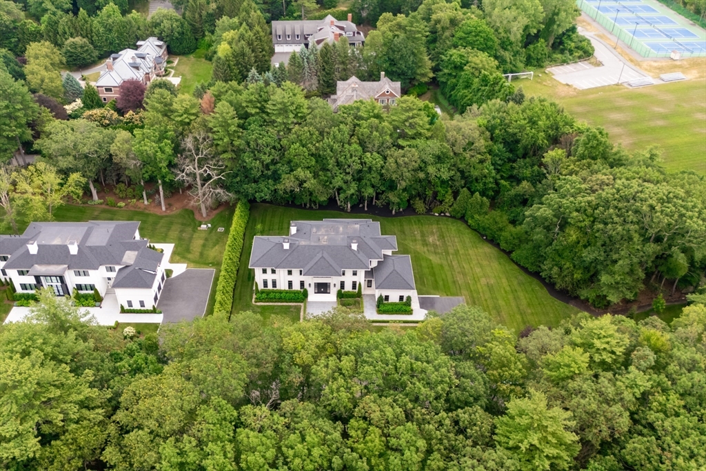 5 bed, 4+ bath apartment for rent at 138 Woodland Rd, Brookline — photo 33 of 39