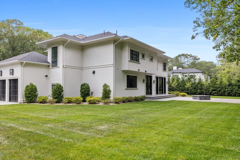 5 bed, 4+ bath apartment for rent at 138 Woodland Rd, Brookline — photo 31 of 39