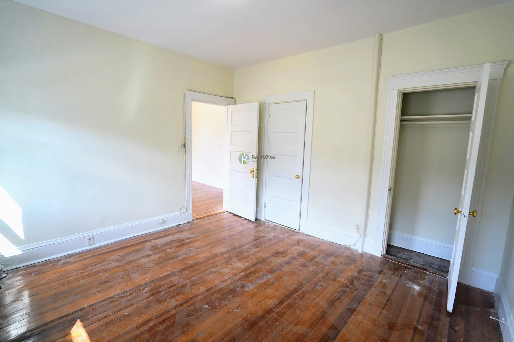 1 bed, 1 bath apartment for rent at 1381 Commonwealth Ave Unit 1, Allston — photo 10 of 12