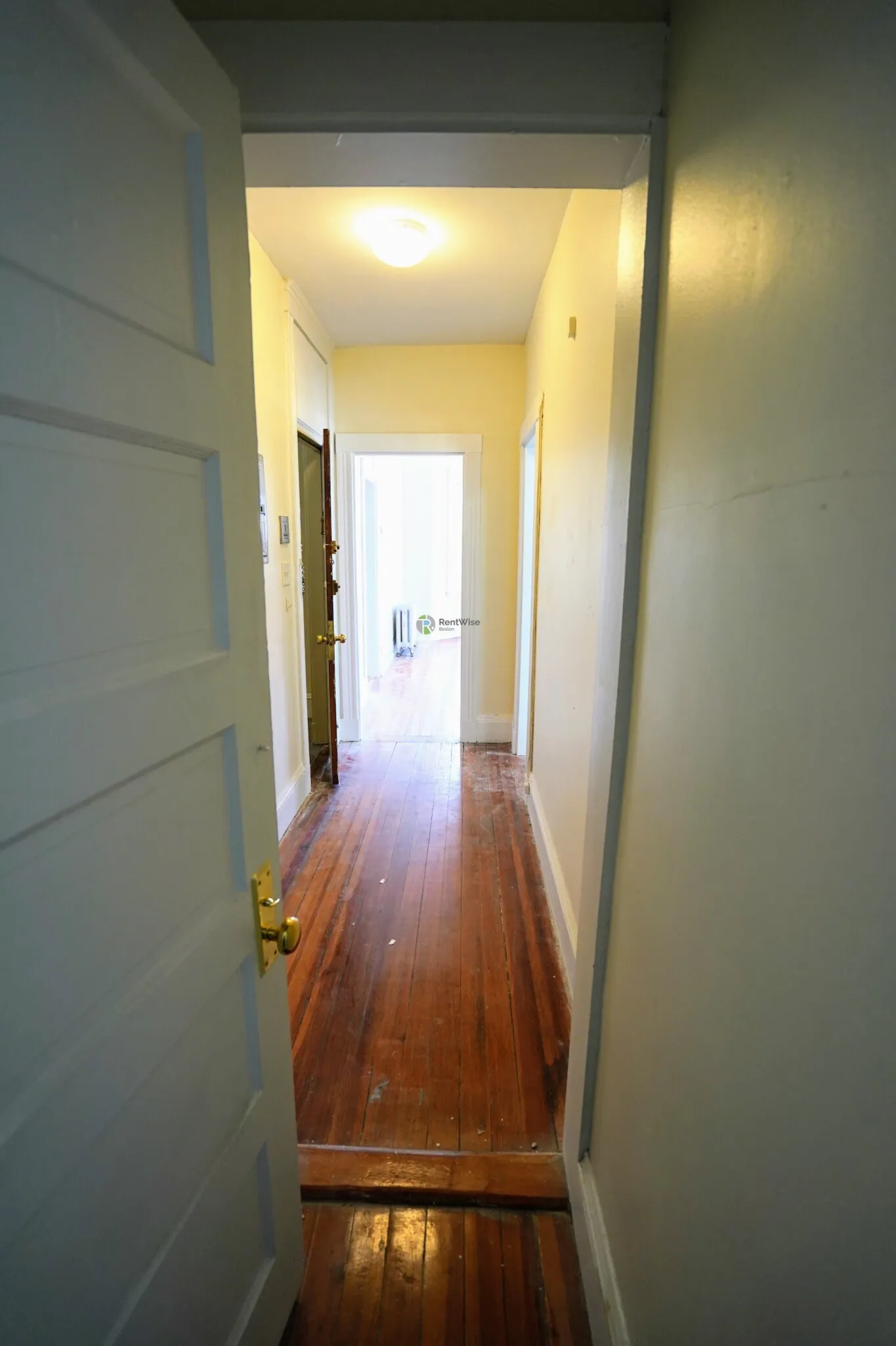 1 bed, 1 bath apartment for rent at 1381 Commonwealth Ave Unit 1, Allston — photo 8 of 12