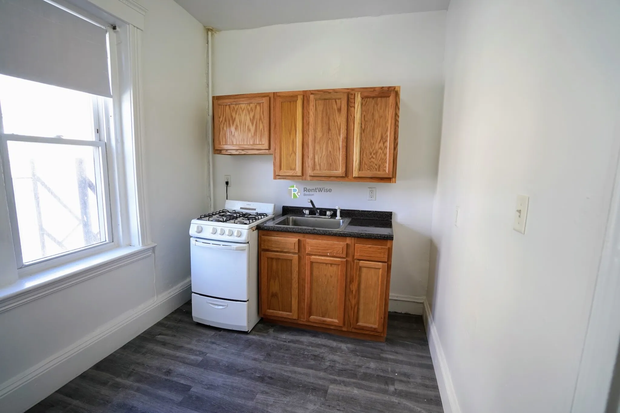 1 bed, 1 bath apartment for rent at 1381 Commonwealth Ave Unit 1, Allston — photo 6 of 12