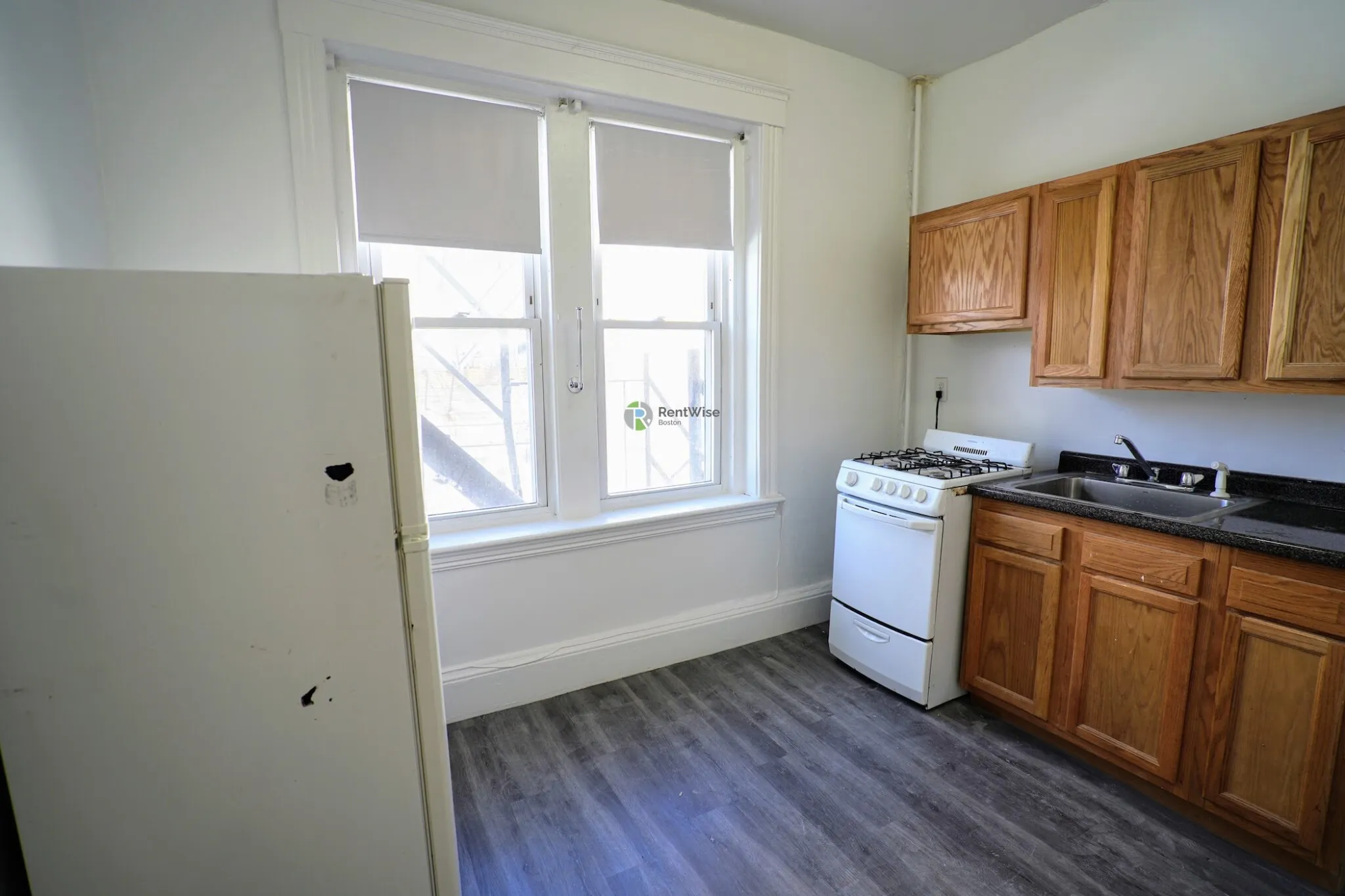 1 bed, 1 bath apartment for rent at 1381 Commonwealth Ave Unit 1, Allston — photo 4 of 12