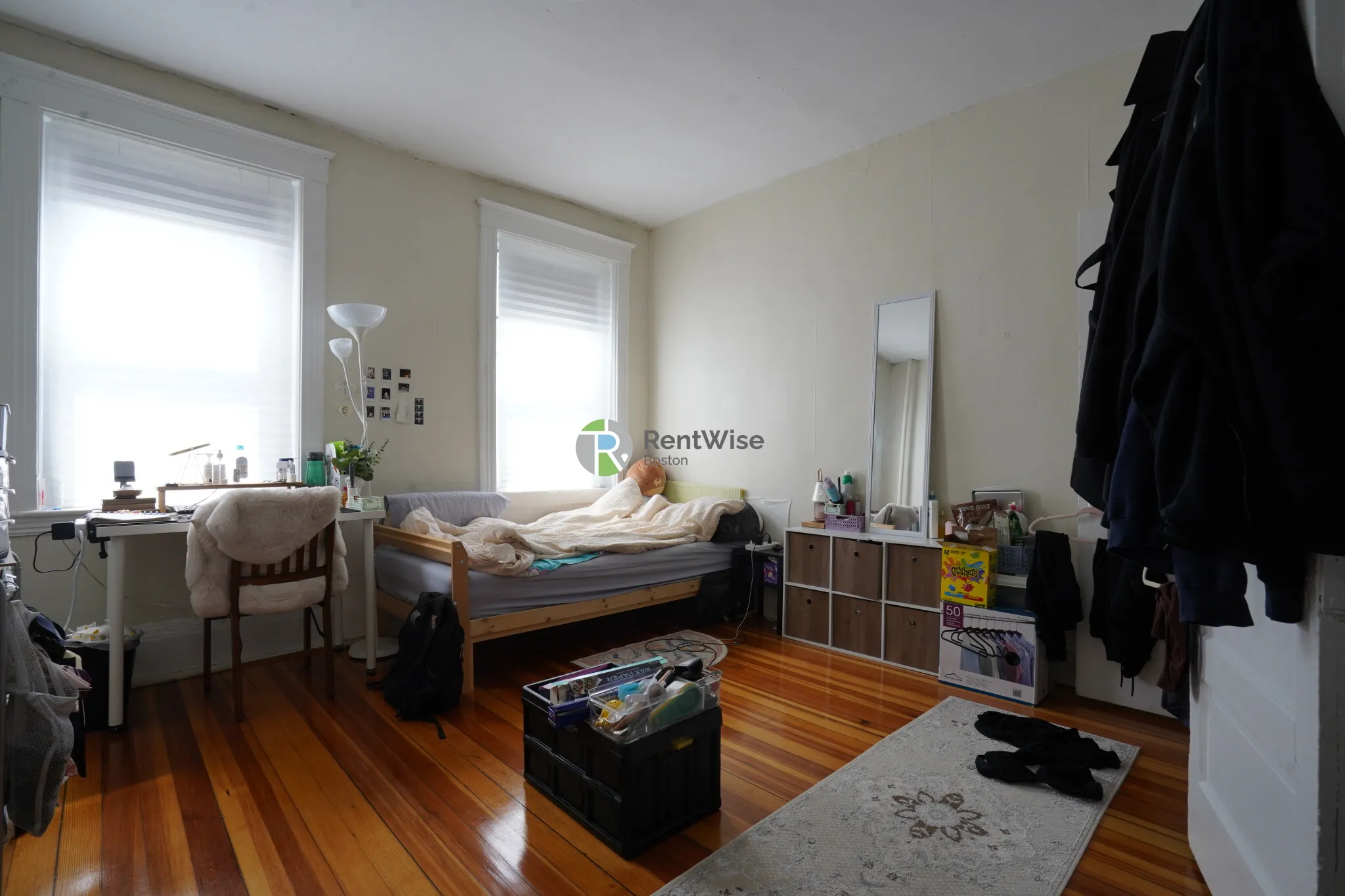 1 bed, 1 bath apartment for rent at 1381 Commonwealth Ave Unit 4, Allston — photo 1 of 12
