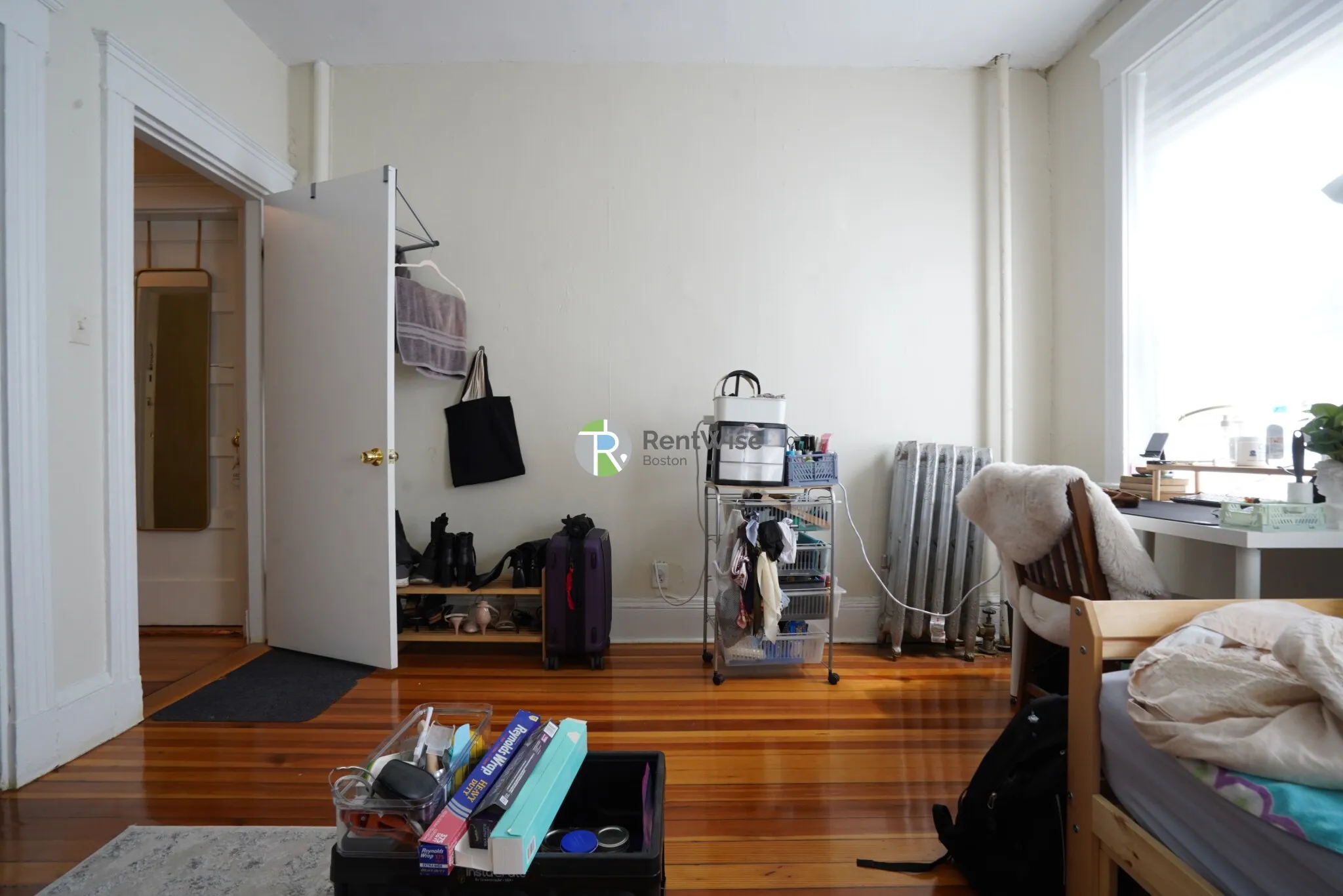 1 bed, 1 bath apartment for rent at 1381 Commonwealth Ave Unit 4, Allston — photo 3 of 12
