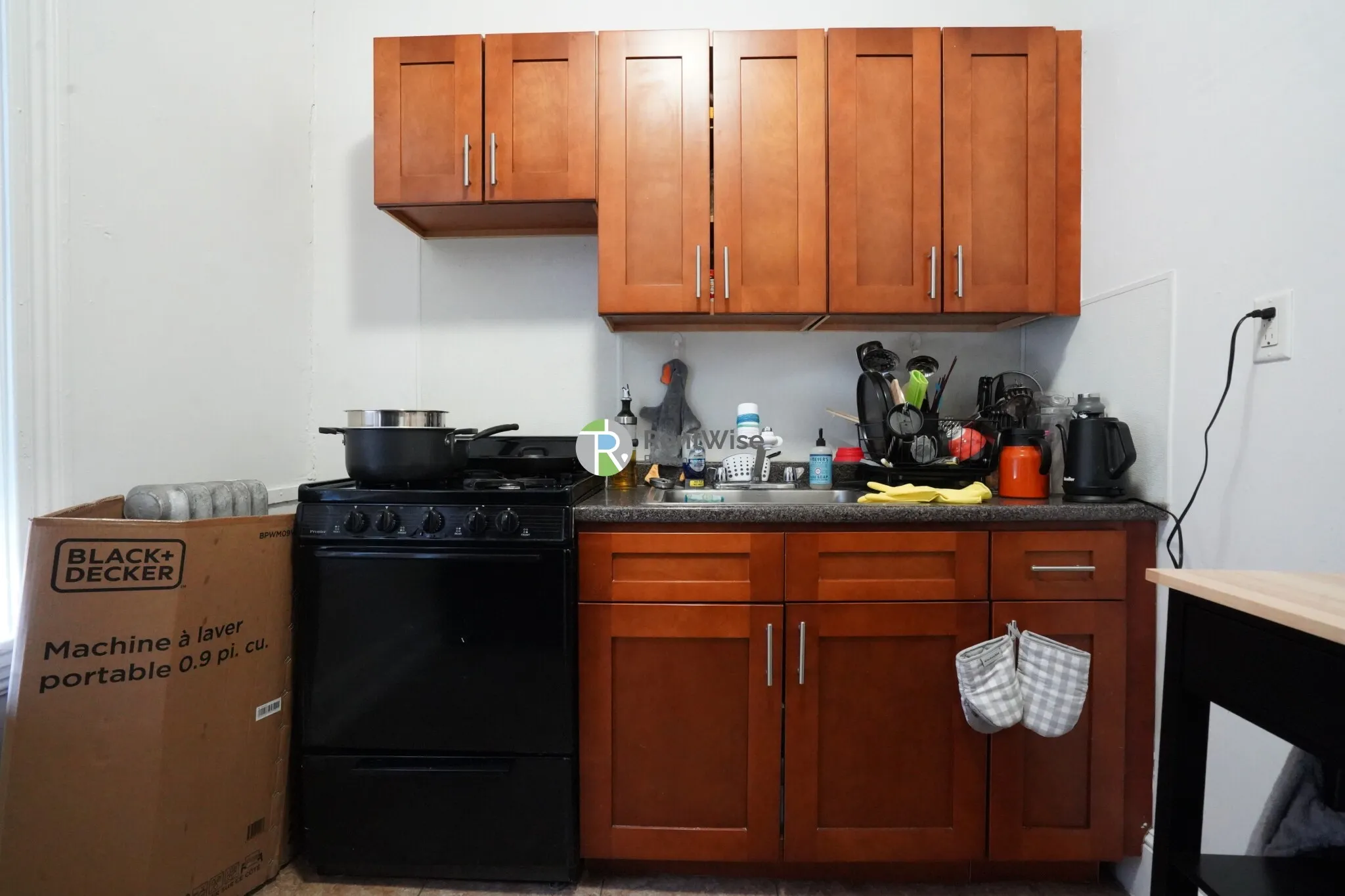 1 bed, 1 bath apartment for rent at 1381 Commonwealth Ave Unit 5, Allston — photo 5 of 24