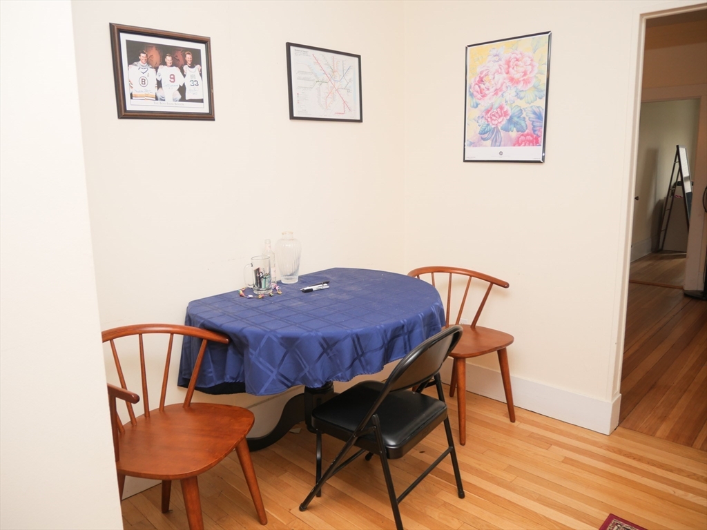 1 bed, 1 bath apartment for rent at 1382 Beacon Unit 14, Coolidge Corner — photo 5 of 8