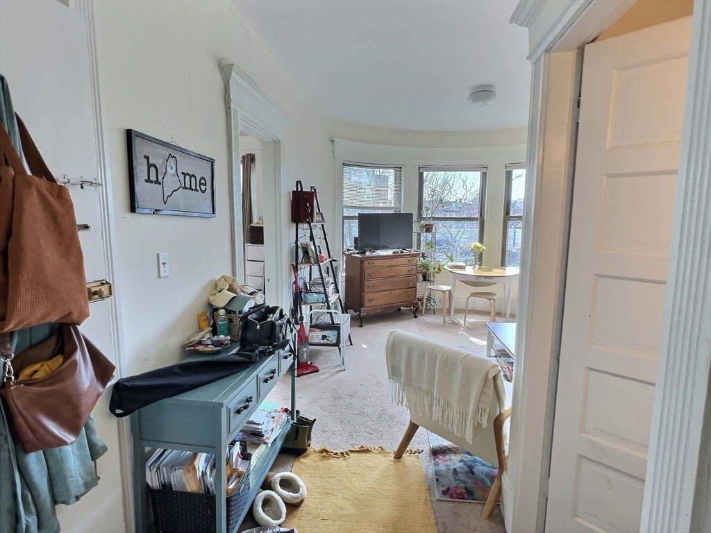 1 bed, 1 bath apartment for rent at 1382 Beacon Unit 7, Coolidge Corner — photo 6 of 10