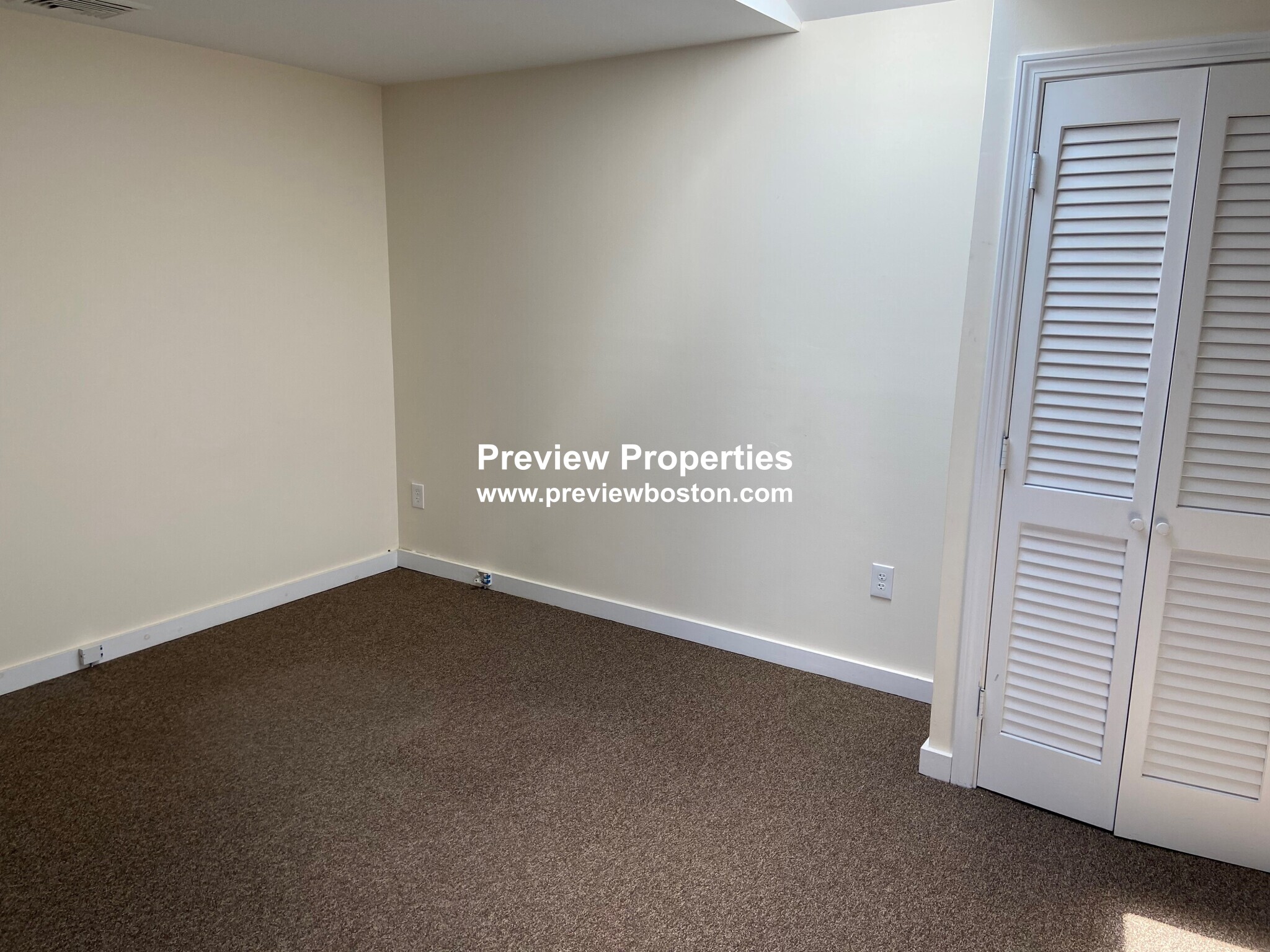 3 bed, 1 bath apartment for rent at 1383 Washington St Unit 3P, West Newton — photo 8 of 13