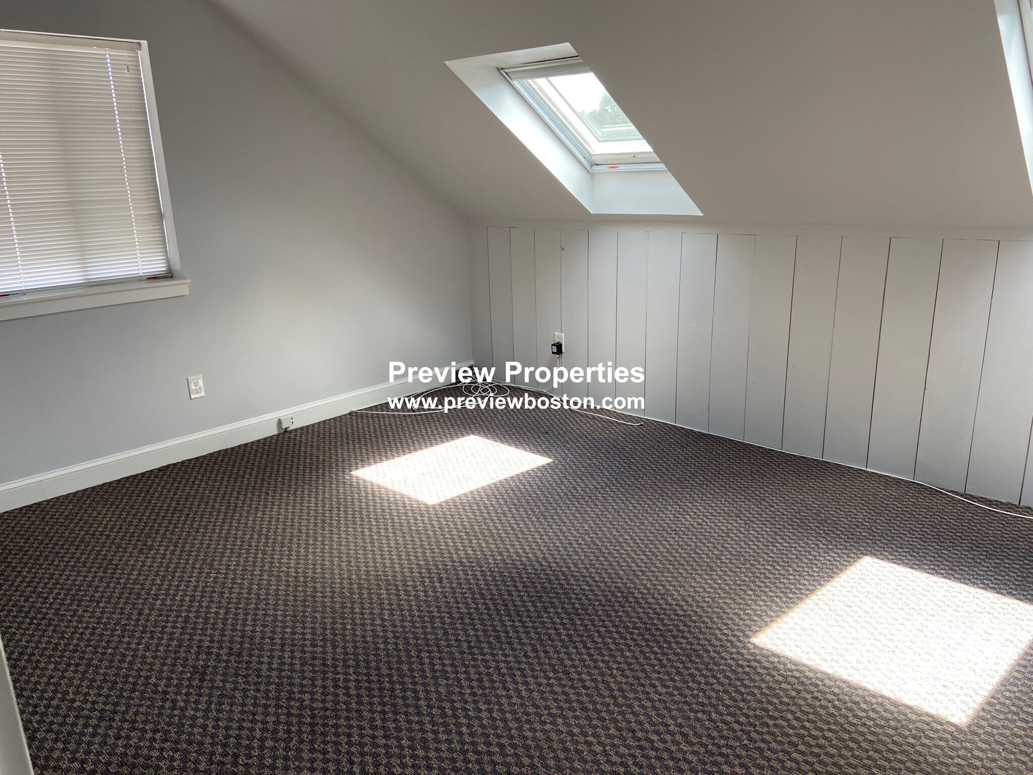 3 bed, 1 bath apartment for rent at 1383 Washington St Unit 3P, West Newton — photo 2 of 13
