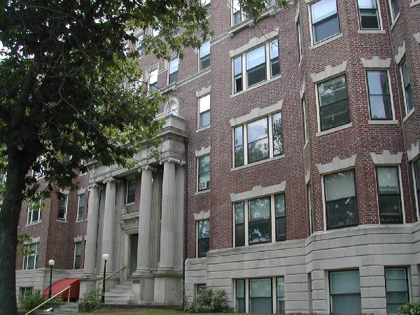Studio bed, 1 bath apartment for rent at 1384 Commonwealth Ave Unit 20, Allston — photo 10 of 11