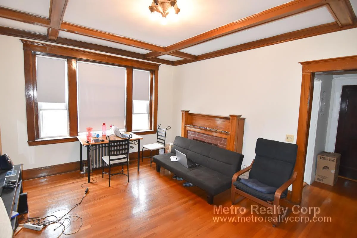 2 bed, 1 bath apartment for rent at 1384 Commonwealth Ave Unit 27, Allston — photo 2 of 8