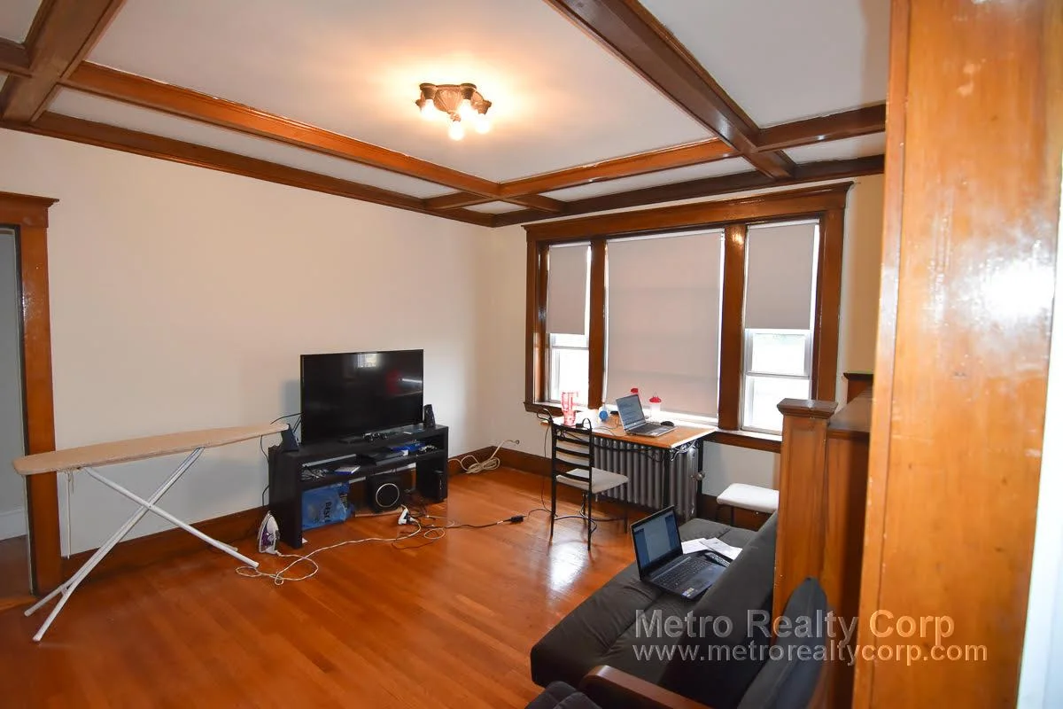 2 bed, 1 bath apartment for rent at 1384 Commonwealth Ave Unit 27, Allston