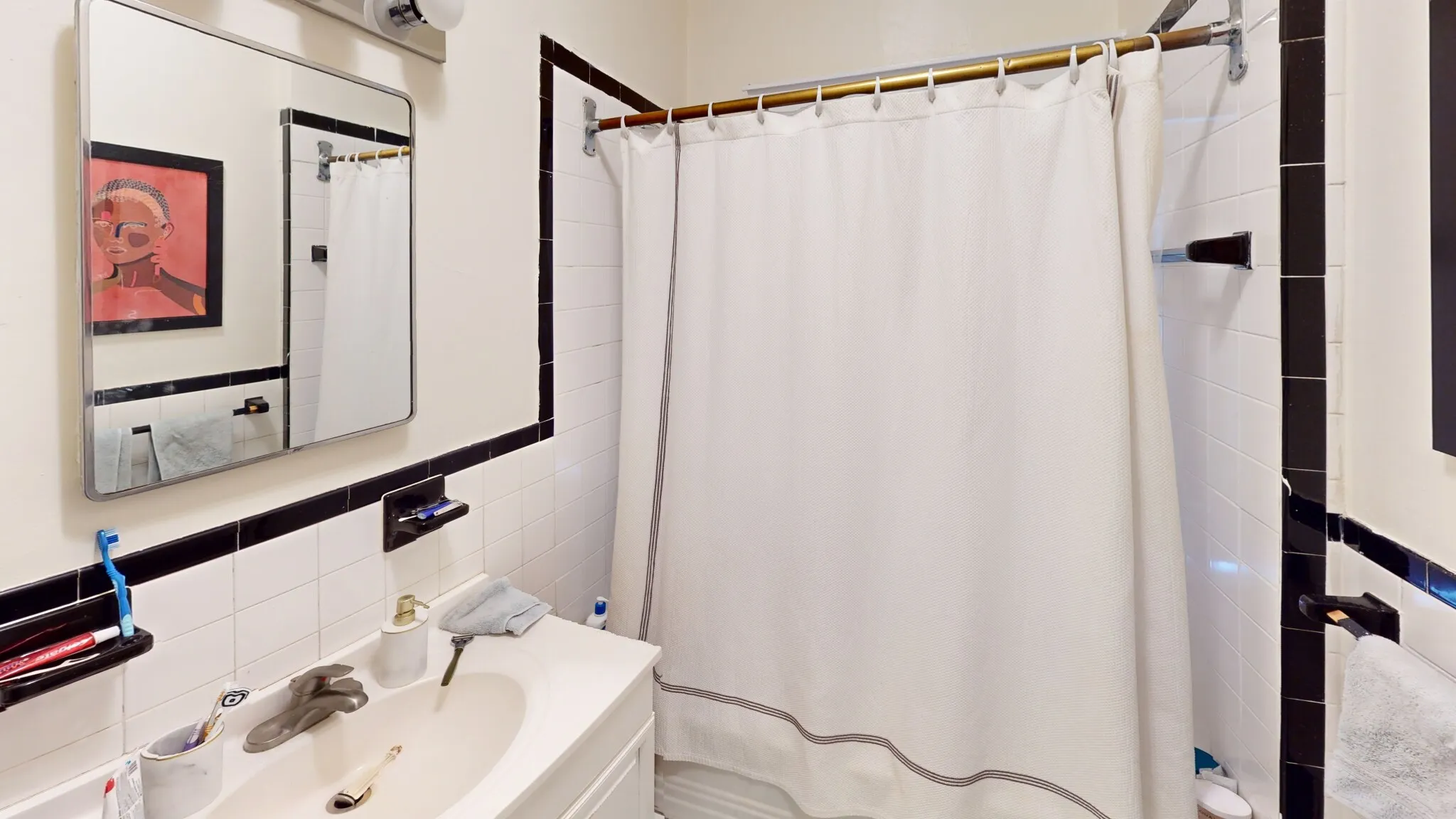 1 bed, 1 bath apartment for rent at 1384 Commonwealth Ave Unit 3, Allston — photo 8 of 11