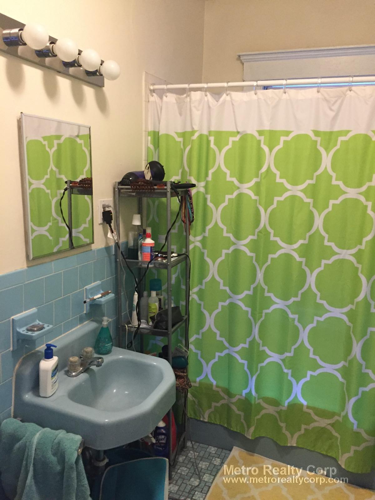 2 bed, 1 bath apartment for rent at 1384 Commonwealth Ave Unit 9, Allston — photo 7 of 9