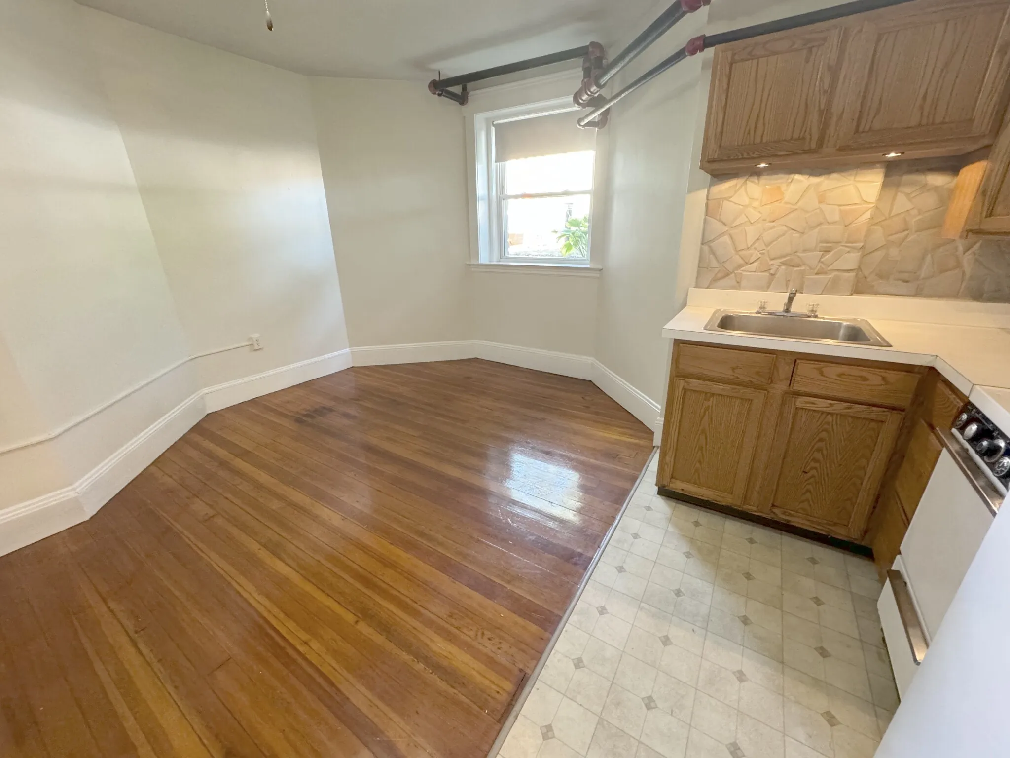 1 bed, 1 bath apartment for rent at 1384 Commonwealth Ave Unit AA, Allston — photo 5 of 13