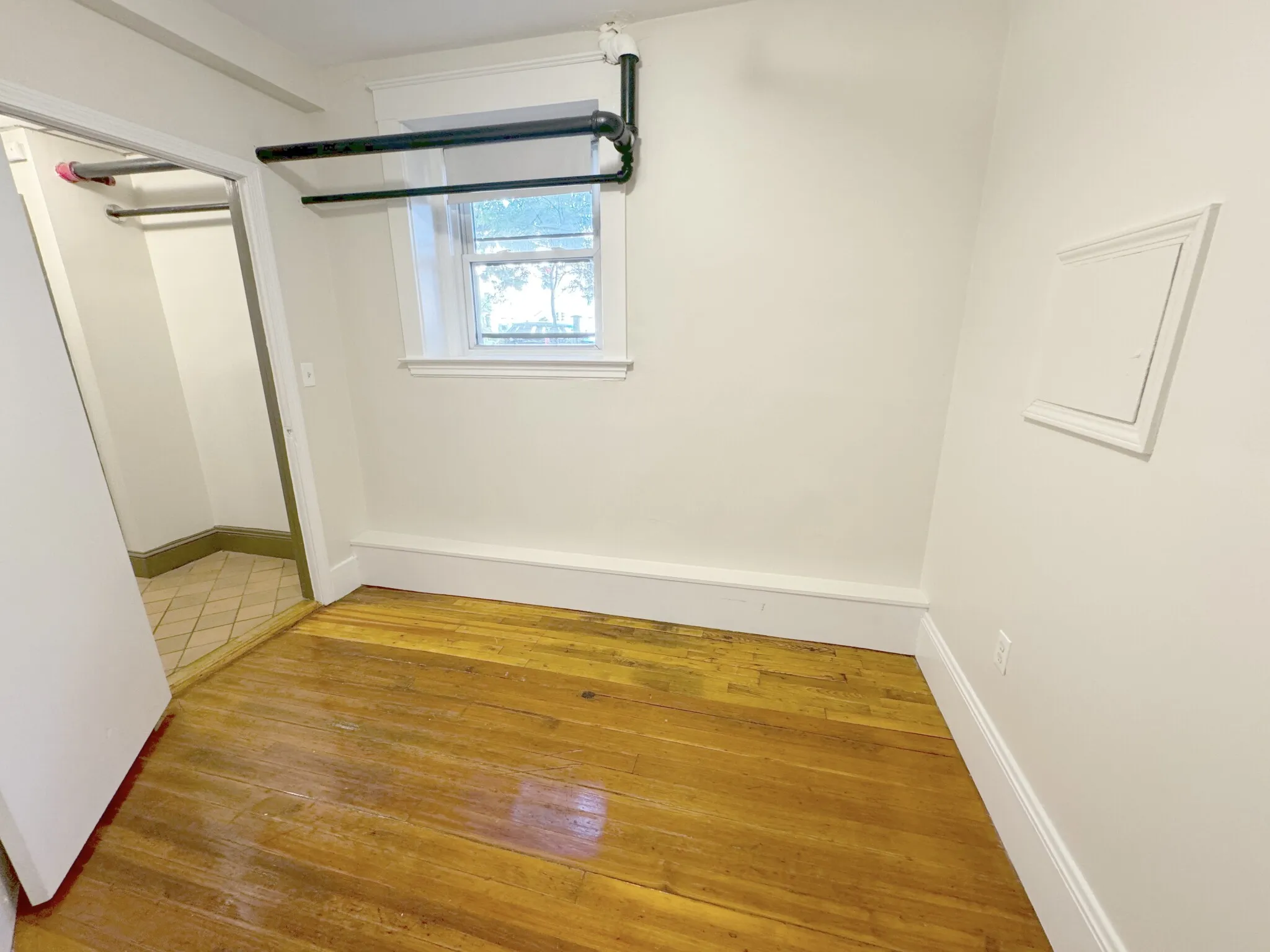 1 bed, 1 bath apartment for rent at 1384 Commonwealth Ave Unit AA, Allston — photo 10 of 13
