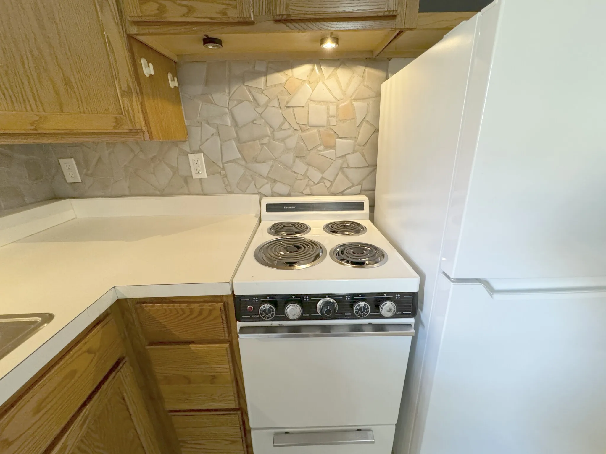 1 bed, 1 bath apartment for rent at 1384 Commonwealth Ave Unit AA, Allston — photo 3 of 13
