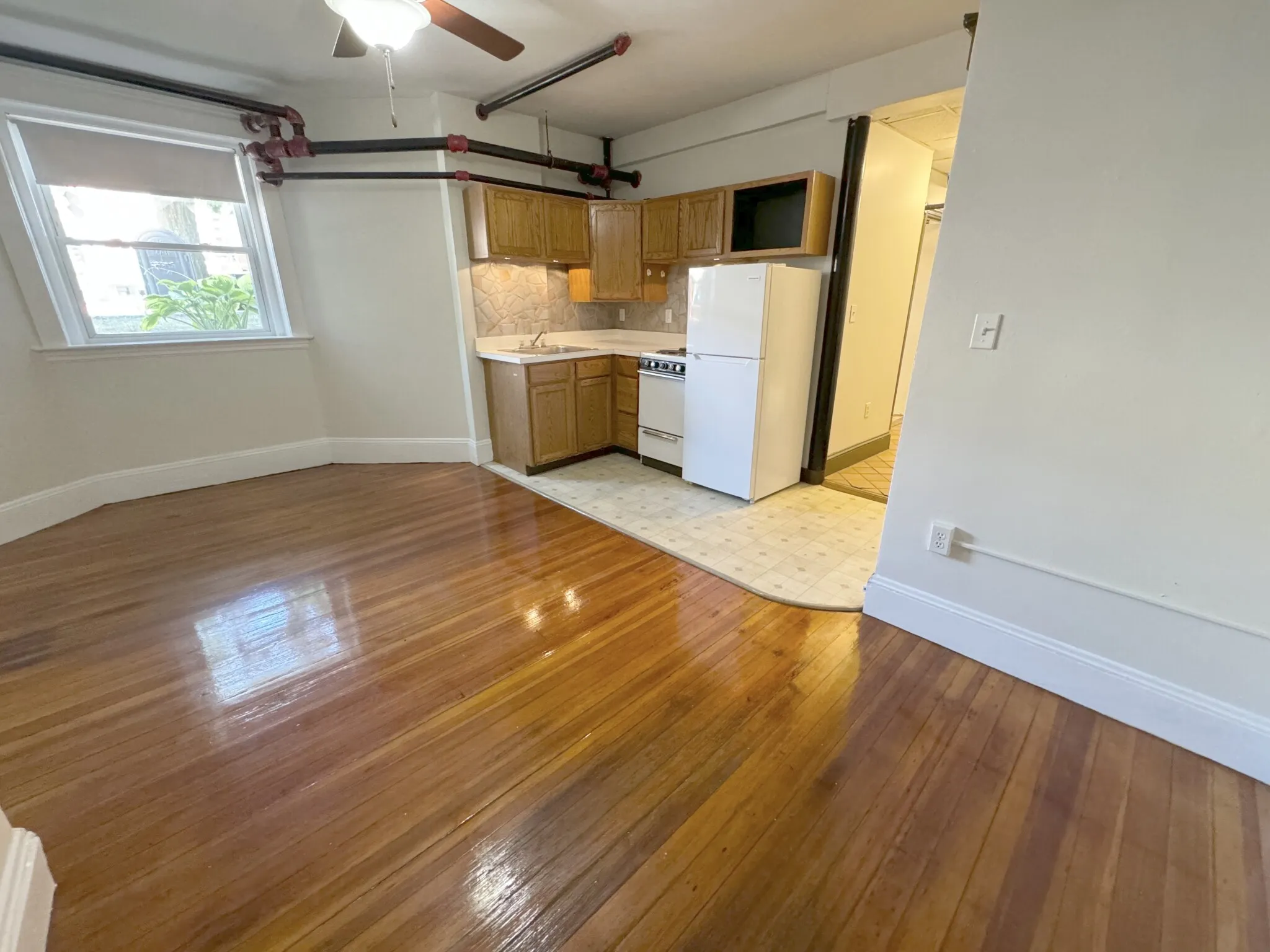 1 bed, 1 bath apartment for rent at 1384 Commonwealth Ave Unit AA, Allston