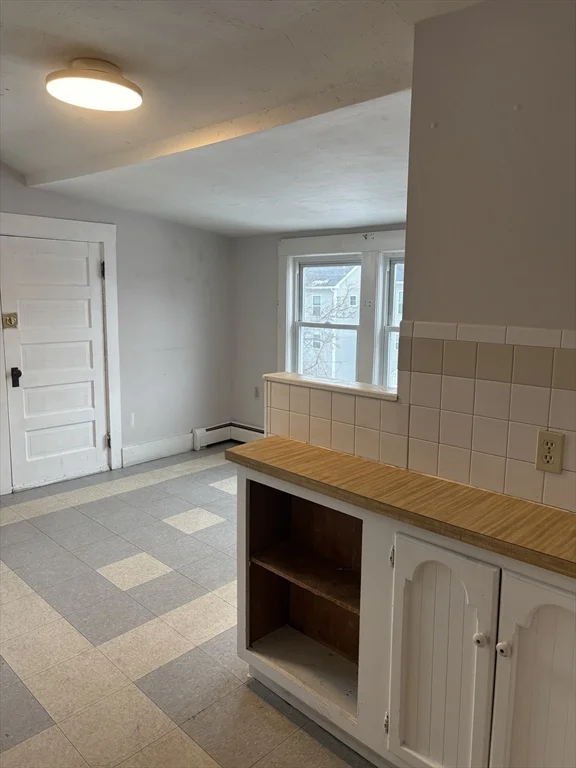 3 bed, 1 bath apartment for rent at 1384 Gorham St Unit 3, Lowell — photo 6 of 17