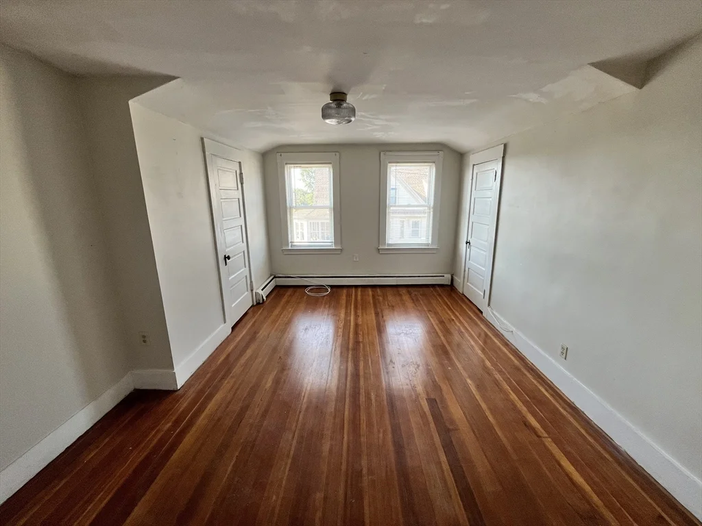 3 bed, 1 bath apartment for rent at 1384 Gorham St Unit 3, Lowell — photo 10 of 17