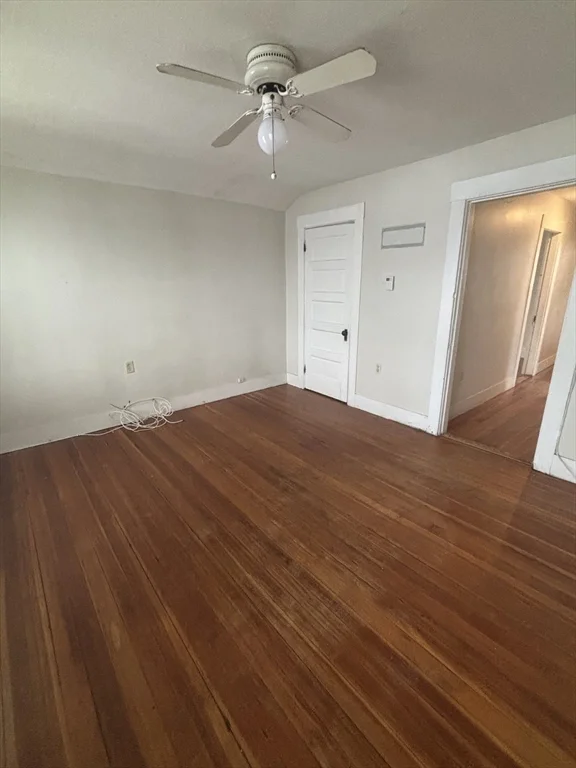 3 bed, 1 bath apartment for rent at 1384 Gorham St Unit 3, Lowell — photo 9 of 17