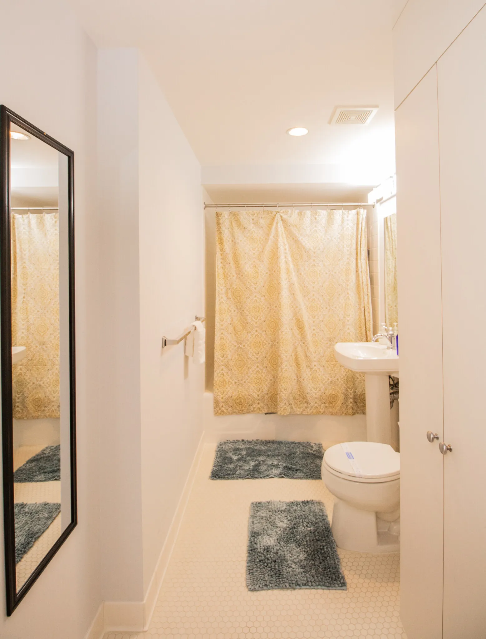 2 bed, 2 bath apartment for rent at 1387 Washington St Unit 203, South End — photo 31 of 38
