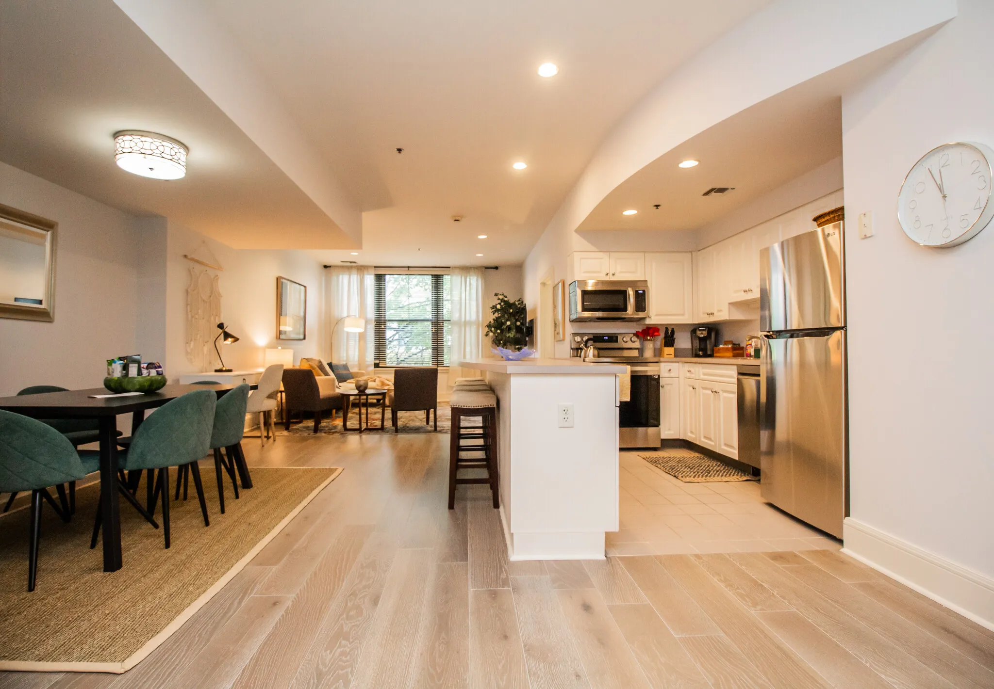2 bed, 2 bath apartment for rent at 1387 Washington St Unit 203, South End — photo 8 of 38