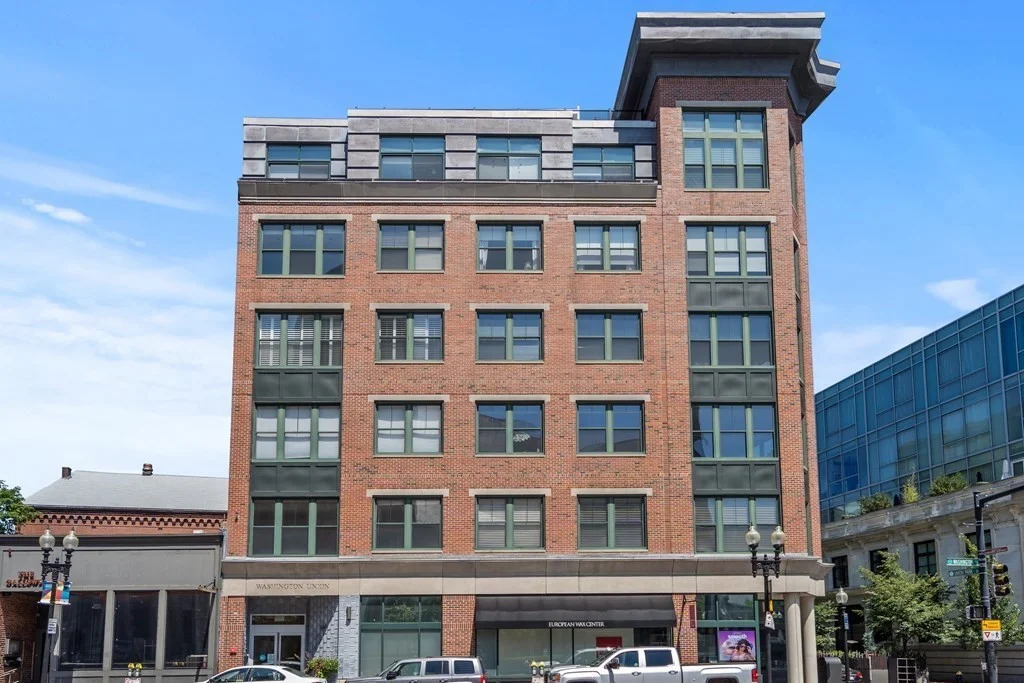 1 bed, 1 bath apartment for rent at 1387 Washington St Unit 206, South End — photo 9 of 10