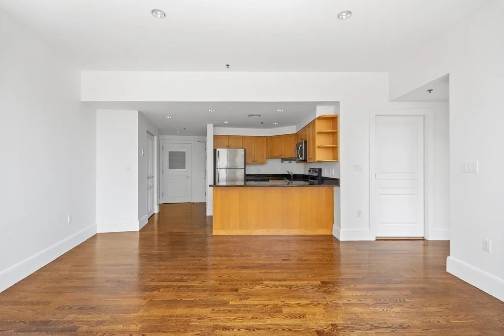1 bed, 1 bath apartment for rent at 1387 Washington St Unit 206, South End — photo 2 of 10
