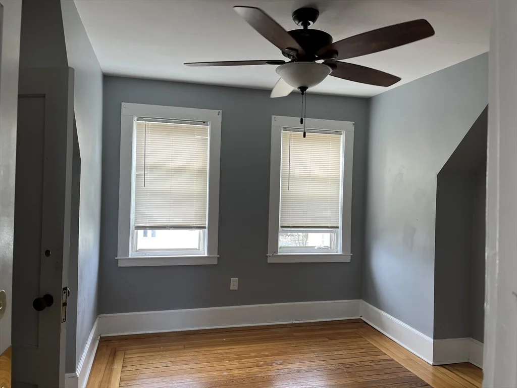 3 bed, 2 bath apartment for rent at 139-141 Bucknam St Everett, Ma Unit R, Everett — photo 9 of 12