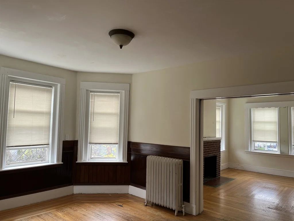 3 bed, 2 bath apartment for rent at 139-141 Bucknam St Everett, Ma Unit R, Everett — photo 7 of 12