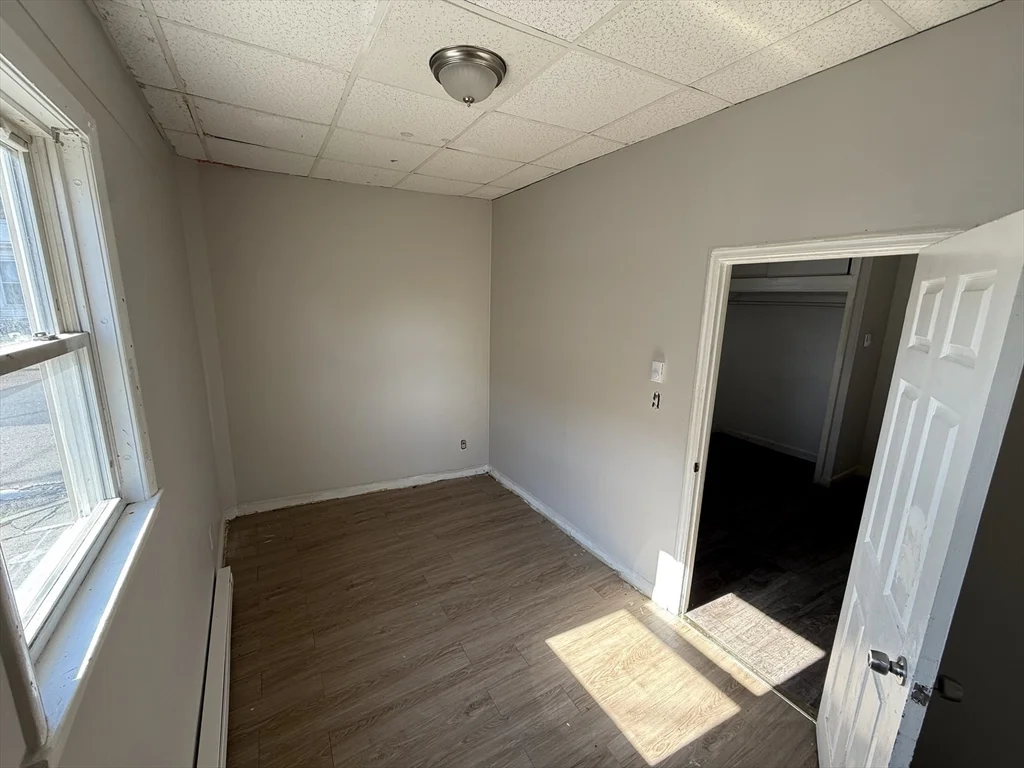 3 bed, 1 bath apartment for rent at 139-141 Franklin Unit 1, Lynn — photo 12 of 16