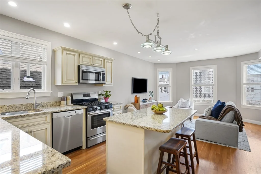 2 bed, 2 bath apartment for rent at 139 5th St Unit B, East Cambridge — photo 3 of 19