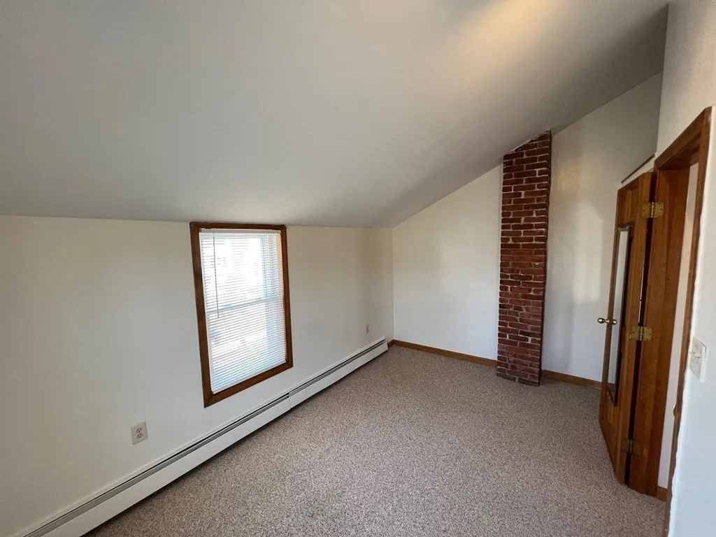 2 bed apartment for rent at 139 Bayview Ave Unit 2, Winthrop — photo 12 of 16