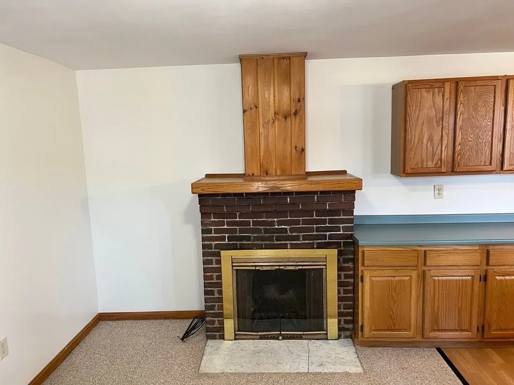 2 bed apartment for rent at 139 Bayview Ave Unit 2, Winthrop — photo 11 of 16