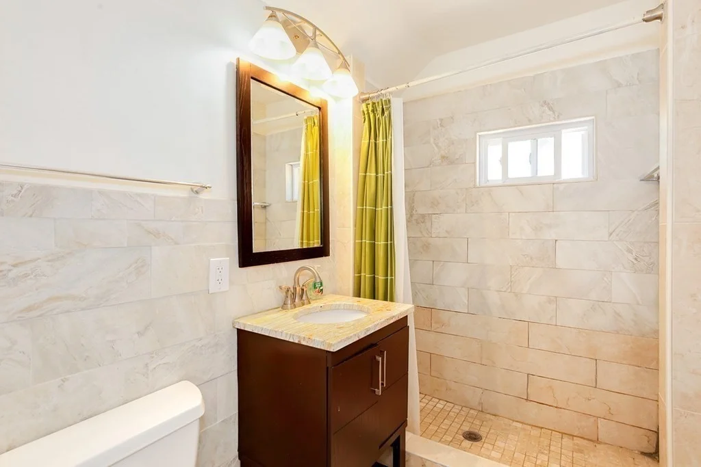 1 bed, 2 bath apartment for rent at 139 Boston Ave Unit 139, Somerville — photo 5 of 7