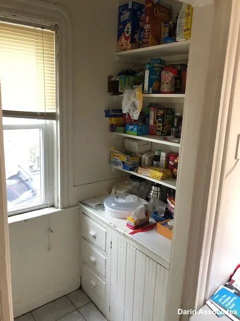 4 bed, 1 bath apartment for rent at 139 College Ave Unit 1, Tufts — photo 5 of 13