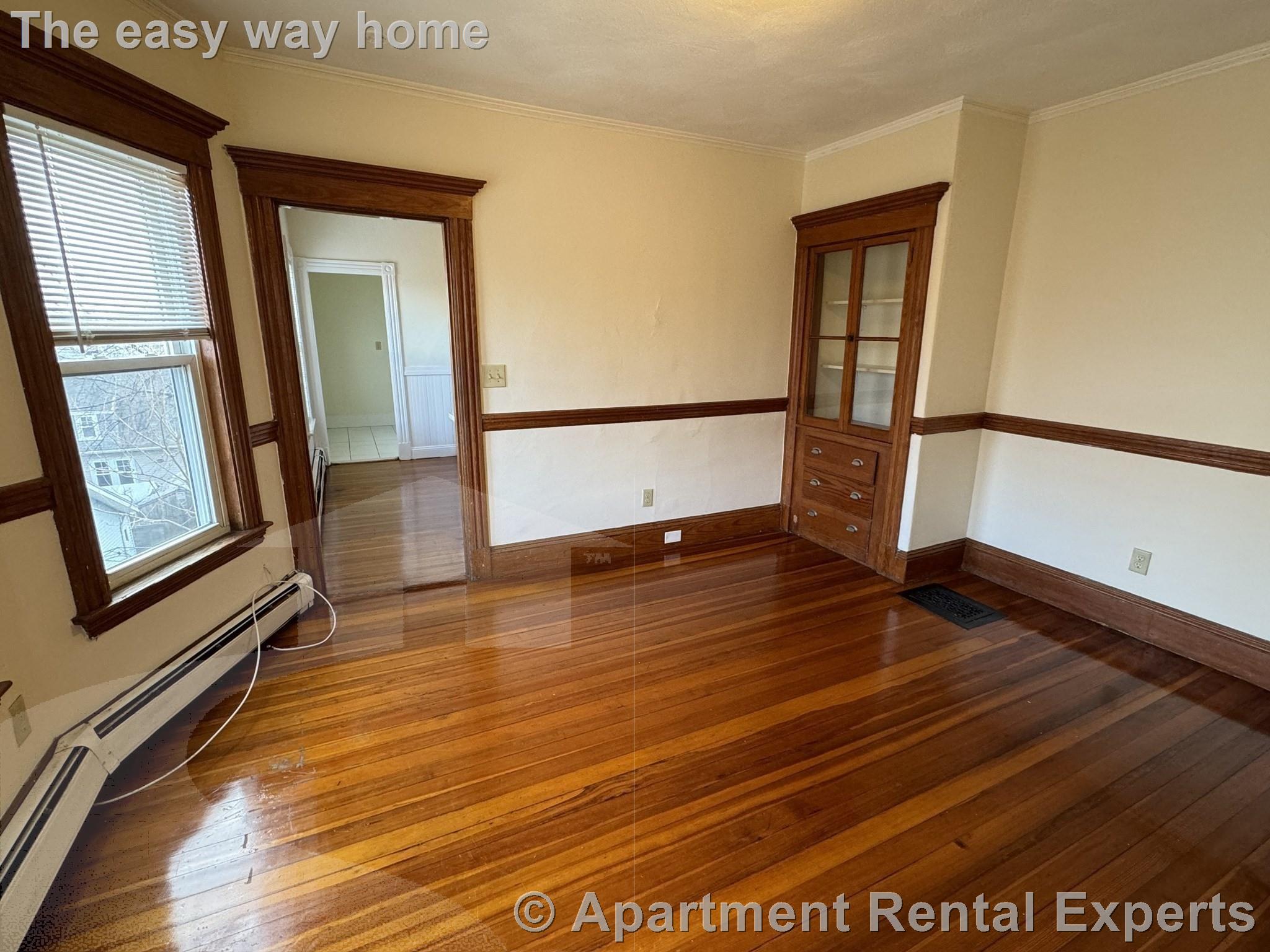 3 bed, 1 bath apartment for rent at 139 Cottage St Unit 3, Everett — photo 5 of 5