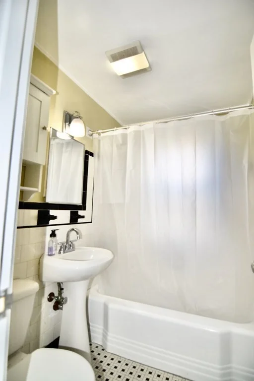 1 bed, 1 bath apartment for rent at 139 Cushing Ave Unit 1R, Dorchester — photo 13 of 14