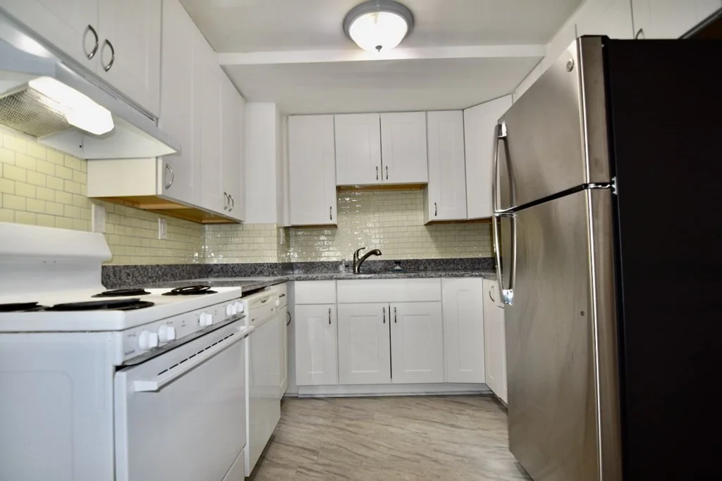 1 bed, 1 bath apartment for rent at 139 Cushing Ave Unit 1R, Dorchester — photo 6 of 14